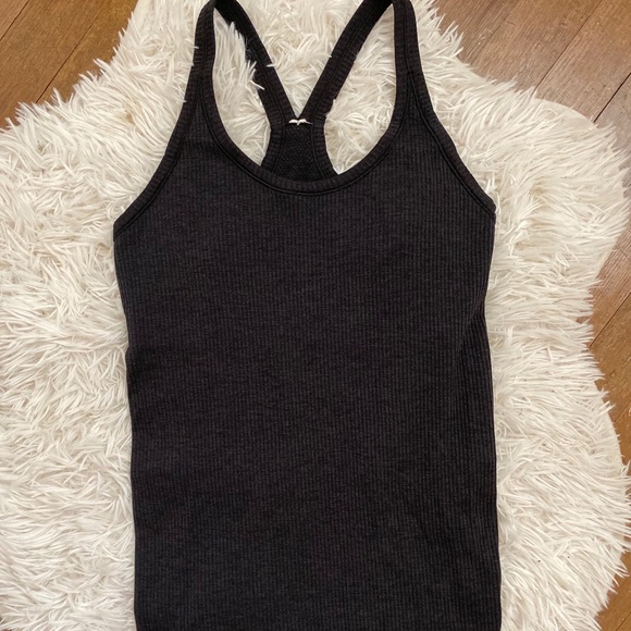 Lululemon Ebb To Street Tank size 4 black - Picture 2 of 4